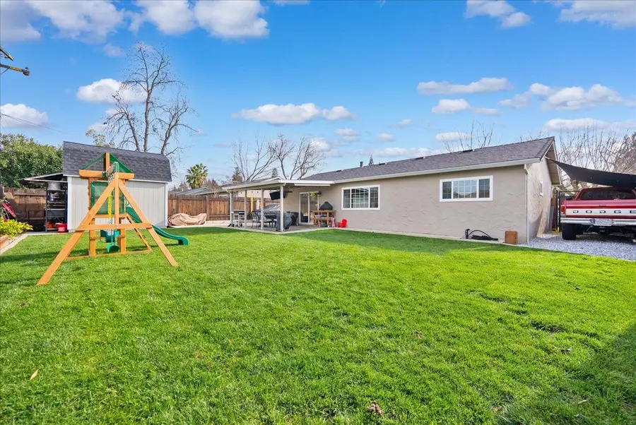 9201 Castlemont Circle, Orangevale, CA 95662 - #2
