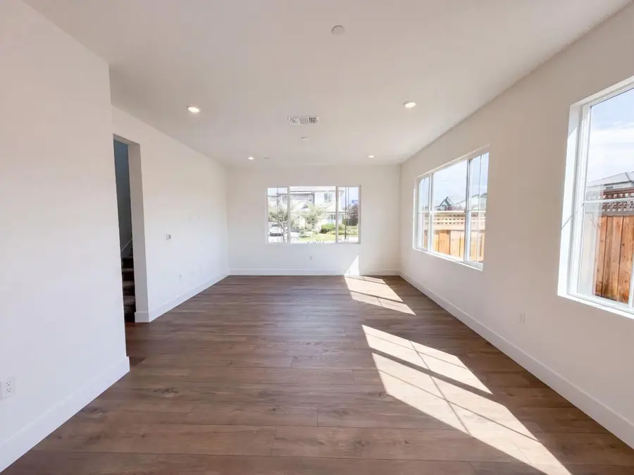 16213 Sculptor Avenue, Lathrop, CA 95330 - #3
