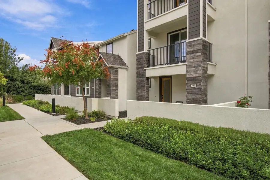 3069 High Meadow Walk, Sacramento, CA 95833 - #3