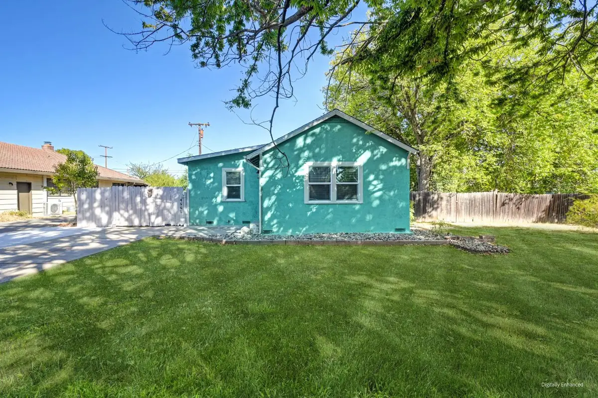 4555 71st Street, Sacramento, CA 95820 - #1