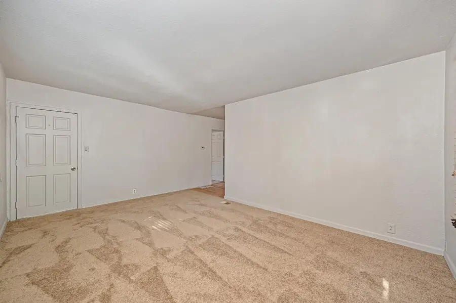 4555 71st Street, Sacramento, CA 95820 - #3