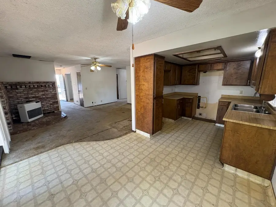 16 Niagara Way, Chico, CA 95928 - #2