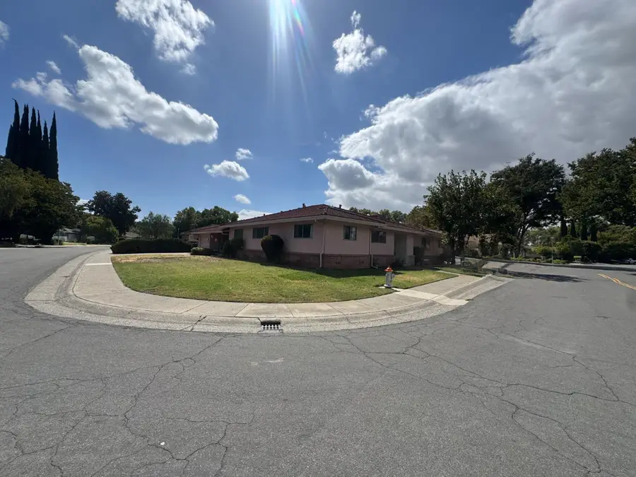 916 Bell Air Drive, Sacramento, CA 95822 - #3