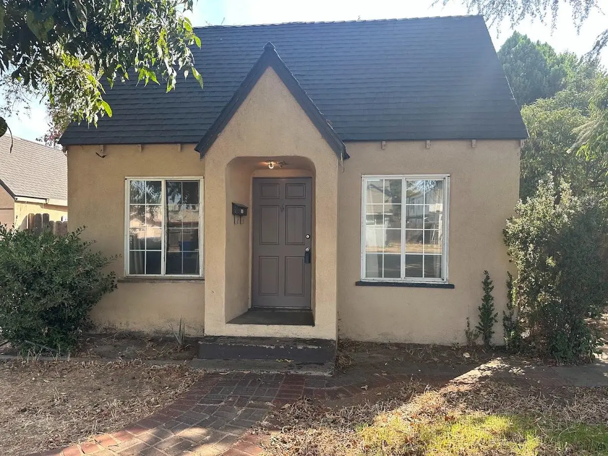 960 Kenwood Avenue, Turlock, CA 95380 - #1