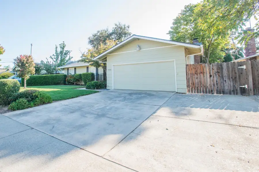 9430 2nd Avenue, Elk Grove, CA 95624 - #2