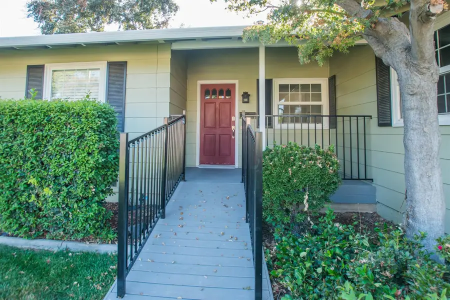 9430 2nd Avenue, Elk Grove, CA 95624 - #3