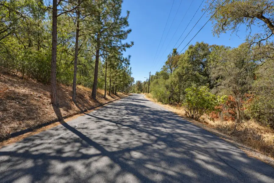 1001 Old Airport, Auburn, CA 95603 - #3