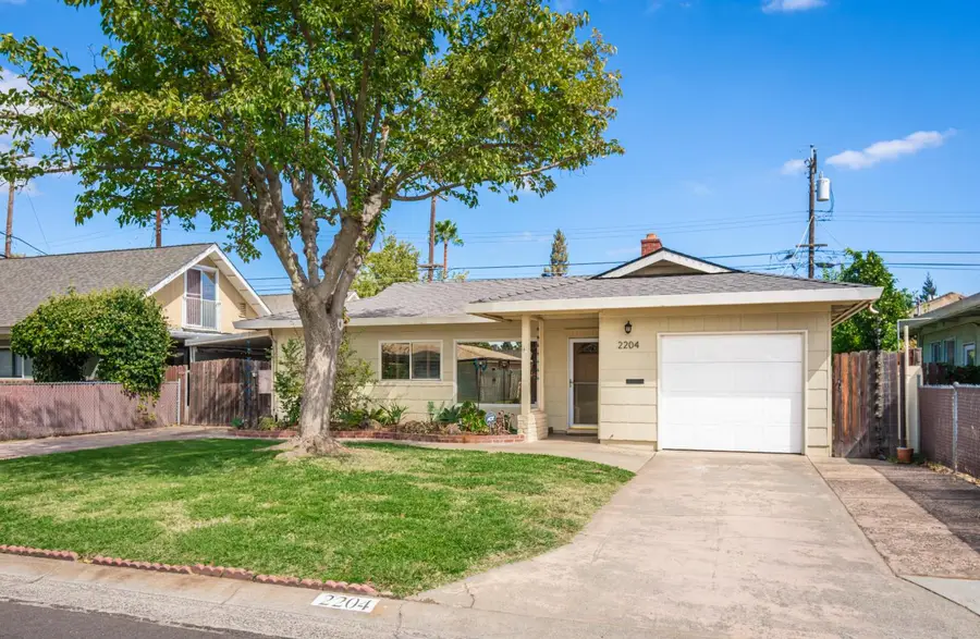 2204 Cortez Lane, Sacramento, CA 95825 - #2