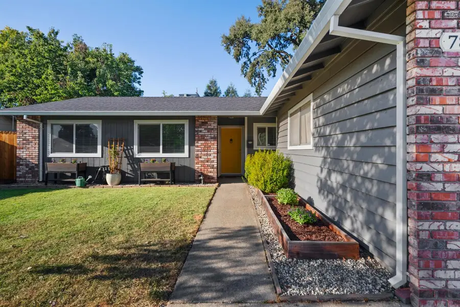 7813 Spring Valley Avenue, Citrus Heights, CA 95610 - #2