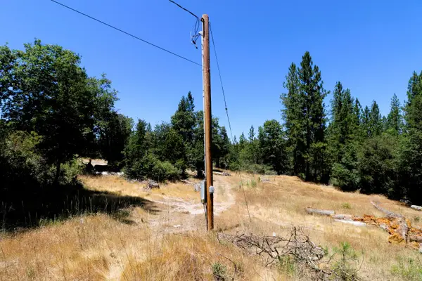 1402 Meredith Lane, Rail Road Flat, CA 95248