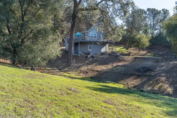 2423 Quail Hill Road, Copperopolis, CA 95228