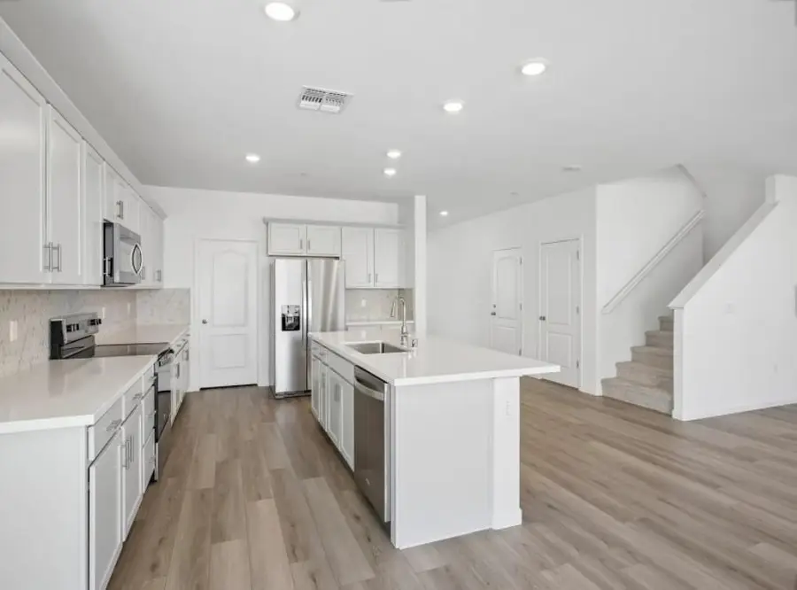 2447 Golden Bear St, Manteca, CA 95337 - #3