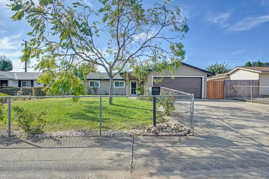 8449 Butternut Drive, Citrus Heights, CA 95621 - #2