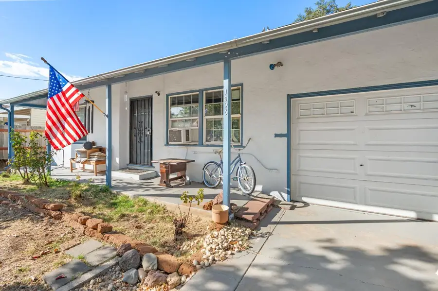 1095 Sonoma Avenue, Sacramento, CA 95815 - #2