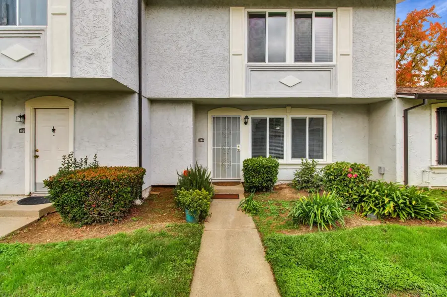 7646 La Mancha Way, Sacramento, CA 95823 - #3