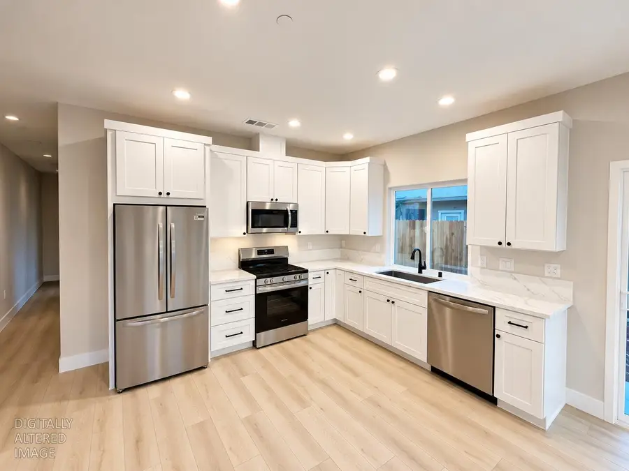 5861 Wallace Avenue, Sacramento, CA 95824 - #2