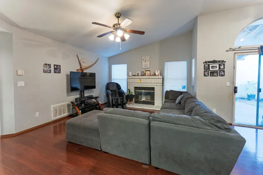 8160 E Kirkwall Court, Sacramento, CA 95829 - #3