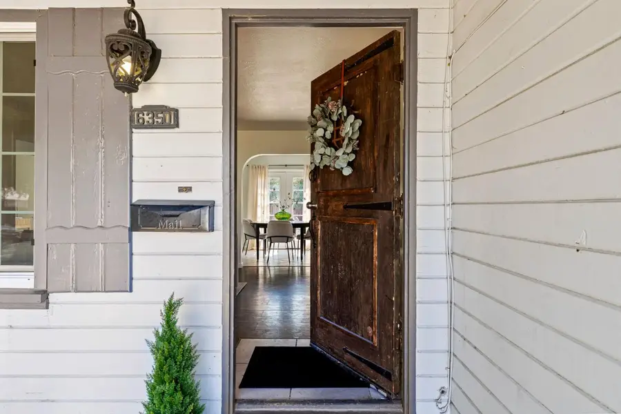 6350 35th Avenue, Sacramento, CA 95824 - #2