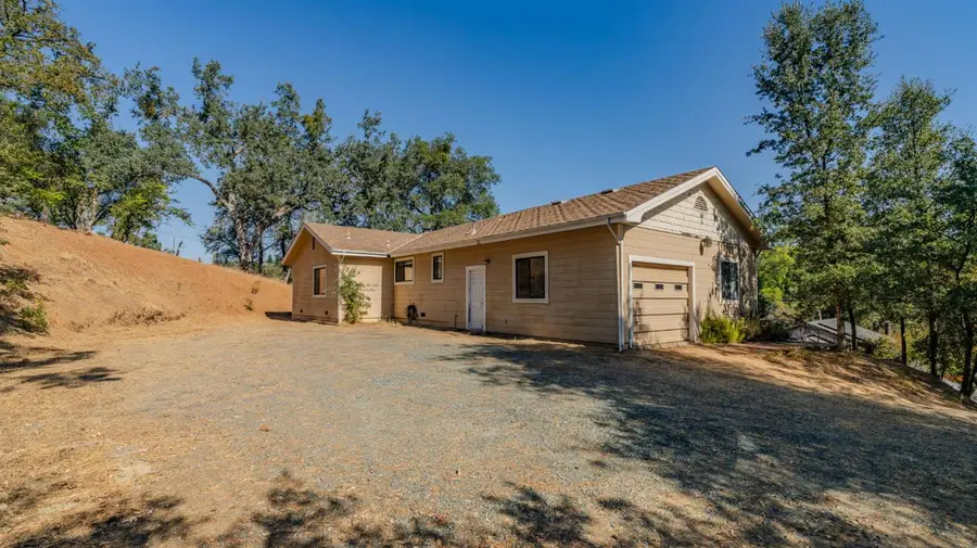 180 Badger Street, Sutter Creek, CA 95685 - #3