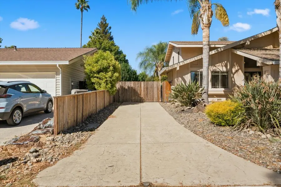 371 Rivertree, Sacramento, CA 95831 - #3