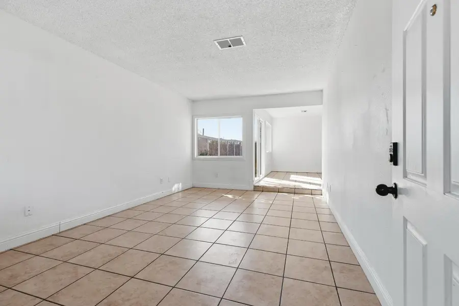 2644 San Ignacio Avenue, Modesto, CA 95354 - #2