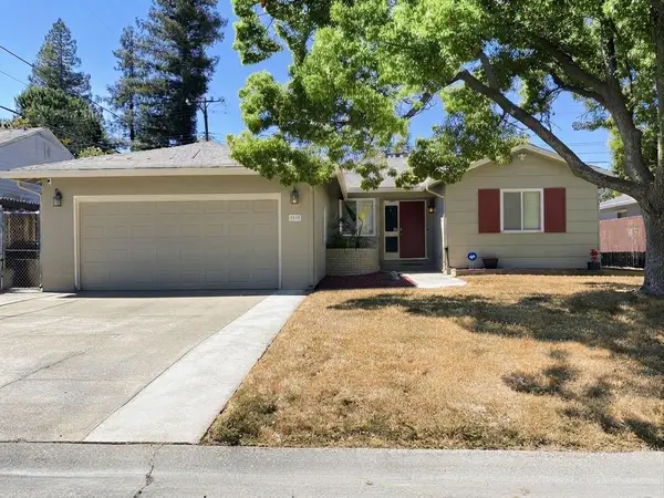 2490 Michelle Drive, Sacramento, CA 95821