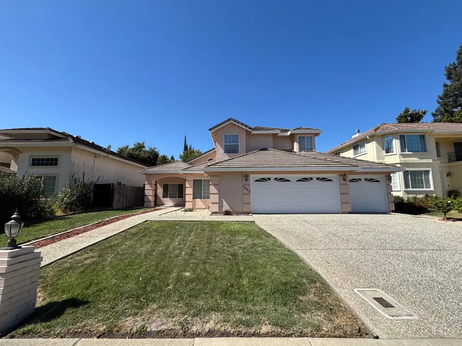 1053 L Aloutte Way, Sacramento, CA 95831 - #2