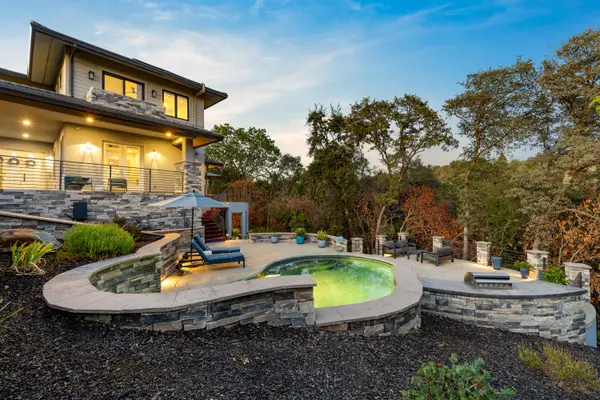 1920 Coyote Court, Auburn, CA 95603