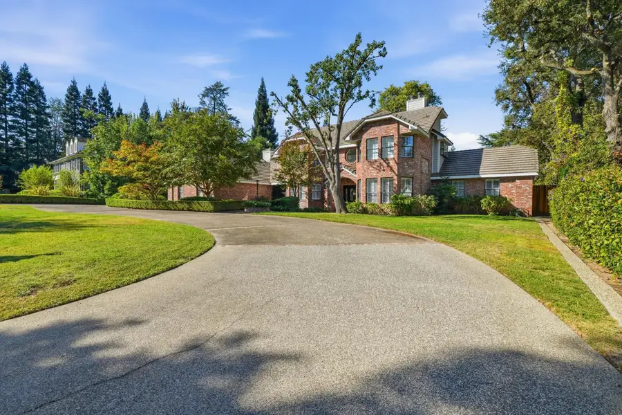 6126 Van Alstine Avenue, Carmichael, CA 95608 - #3