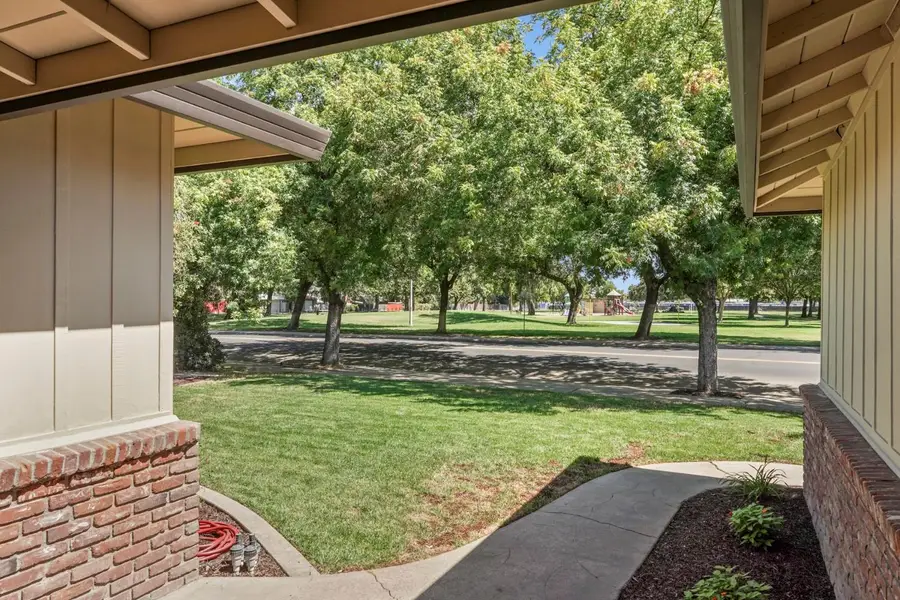 2205 College Avenue, Modesto, CA 95350 - #2
