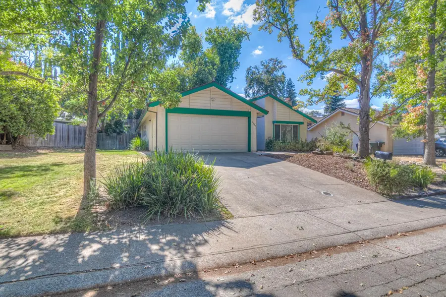 8225 Foxfire Drive, Orangevale, CA 95662 - #3