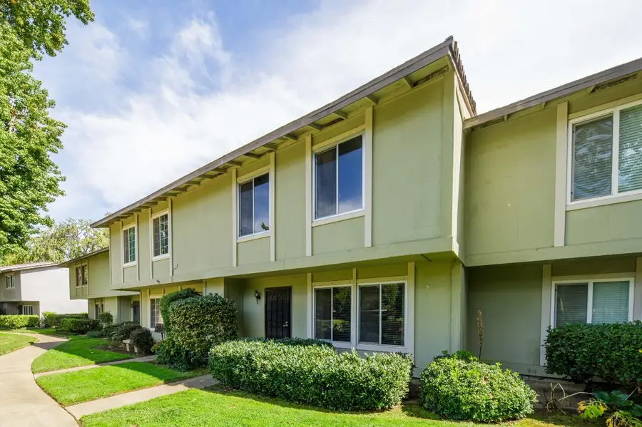 8856 La Riviera Drive #D, Sacramento, CA 95826 - #2