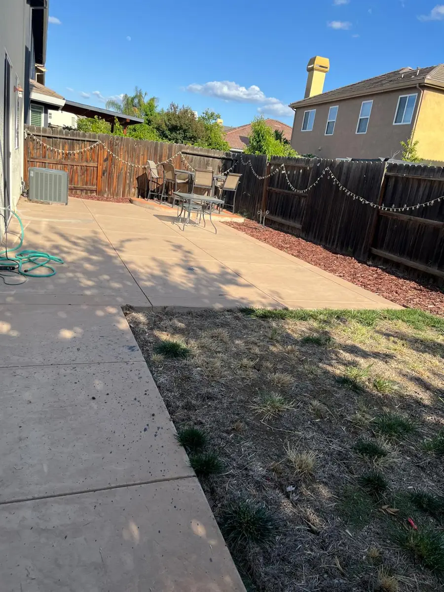 1402 Mesa Creek Drive, Patterson, CA 95363 - #3