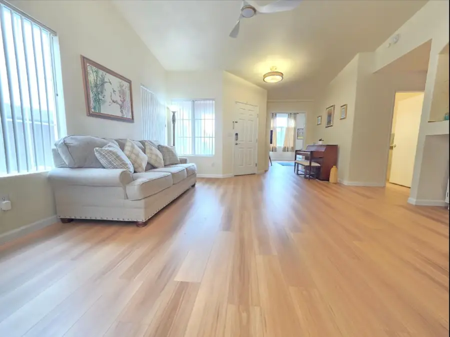 9009 Bungalow Way, Elk Grove, CA 95758 - #3