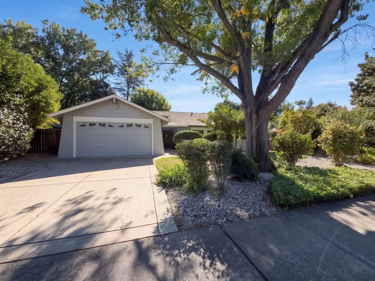 6800 Havenhurst Drive, Sacramento, CA 95831 - #1