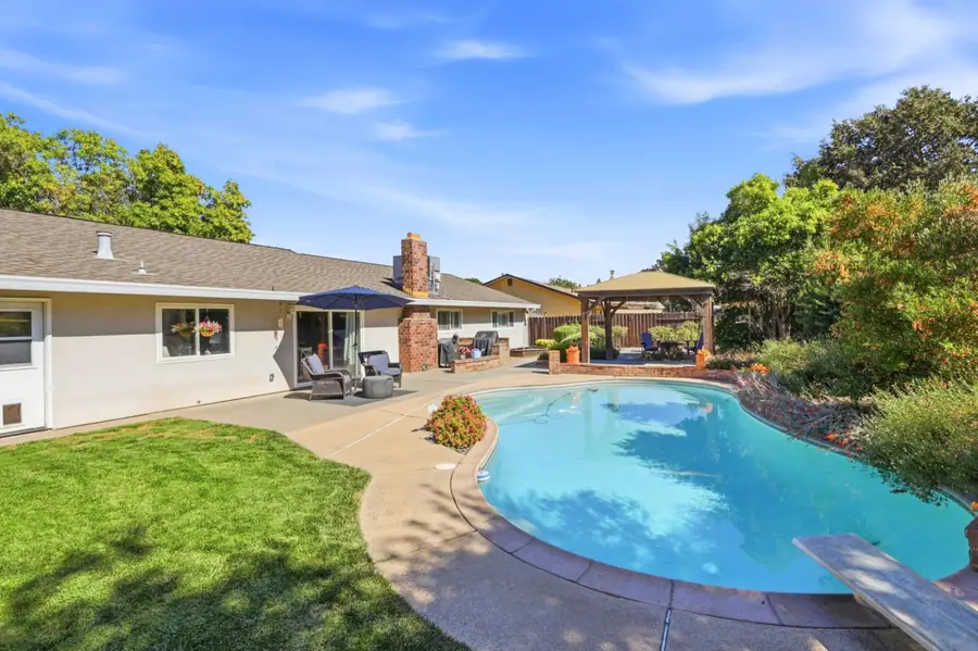 8730 Oconnell Court, Elk Grove, CA 95624 - #2
