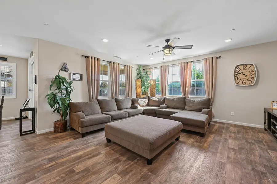 5081 Maestro Way, Roseville, CA 95747 - #3