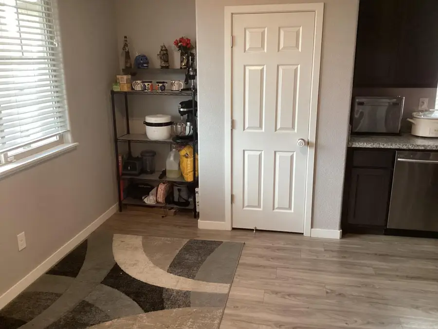 5676 Freestone Drive, Linda, CA 95901 - #2