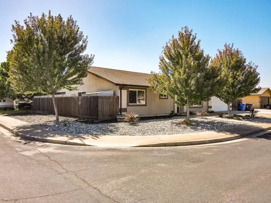 1740 Ogden Way, Turlock, CA 95380 - #2