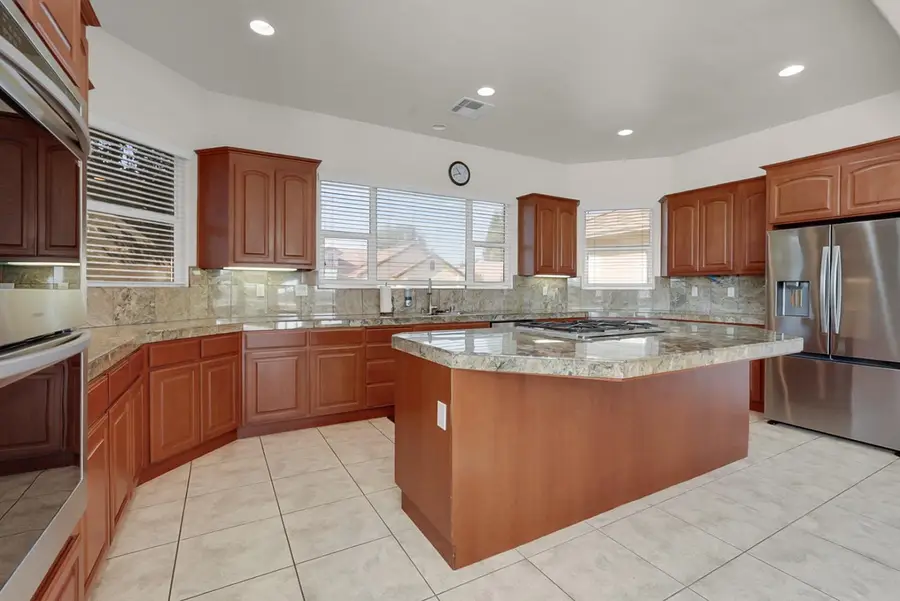 7170 Emerald Street, Chowchilla, CA 93610 - #3