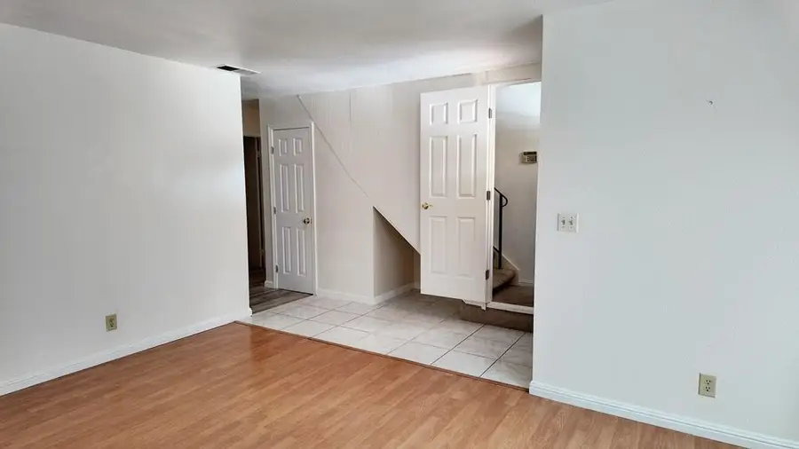5751 Valley High Drive, Sacramento, CA 95823 - #2