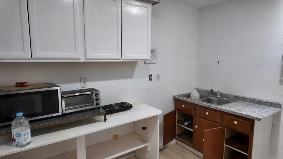 5751 Valley High Drive, Sacramento, CA 95823 - #3