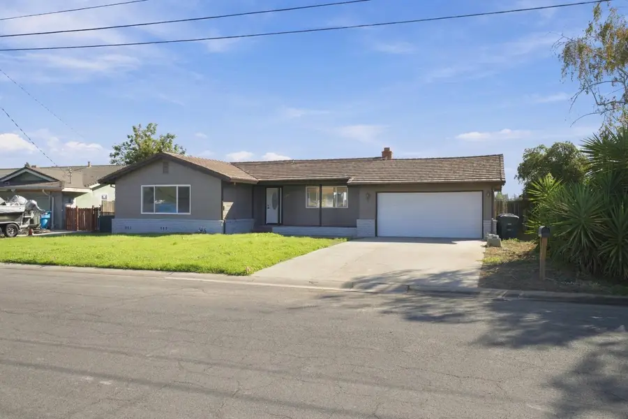 2041 Romero St, Yuba City, CA 95993 - #2