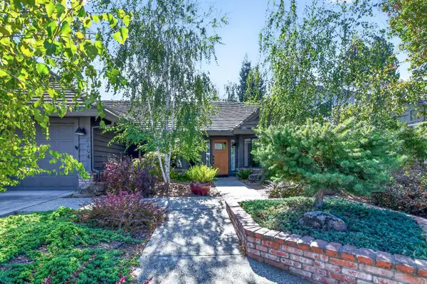 5604 Stanmore Way, Elk Grove, CA 95758