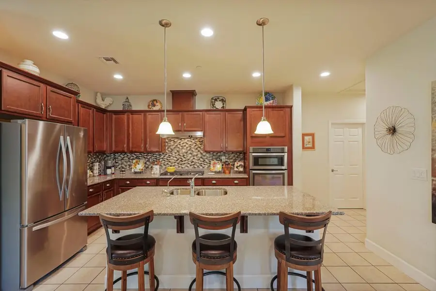 1341 Chestnut Hill Drive, Manteca, CA 95336 - #2