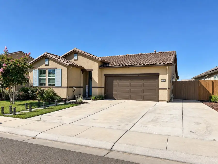 1669 Oleander Avenue, Manteca, CA 95337 - #2