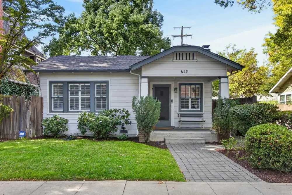 432 33rd Street, Sacramento, CA 95816 - #1