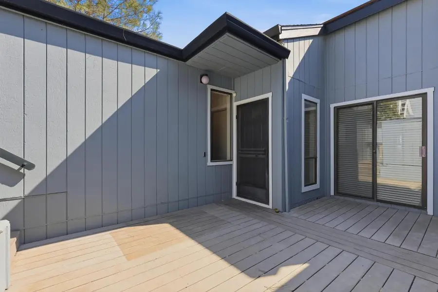 186 Normandy Court, Grass Valley, CA 95945 - #2