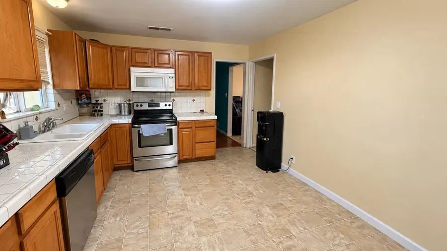 4208 Esmail Avenue, Keyes, CA 95328 - #3