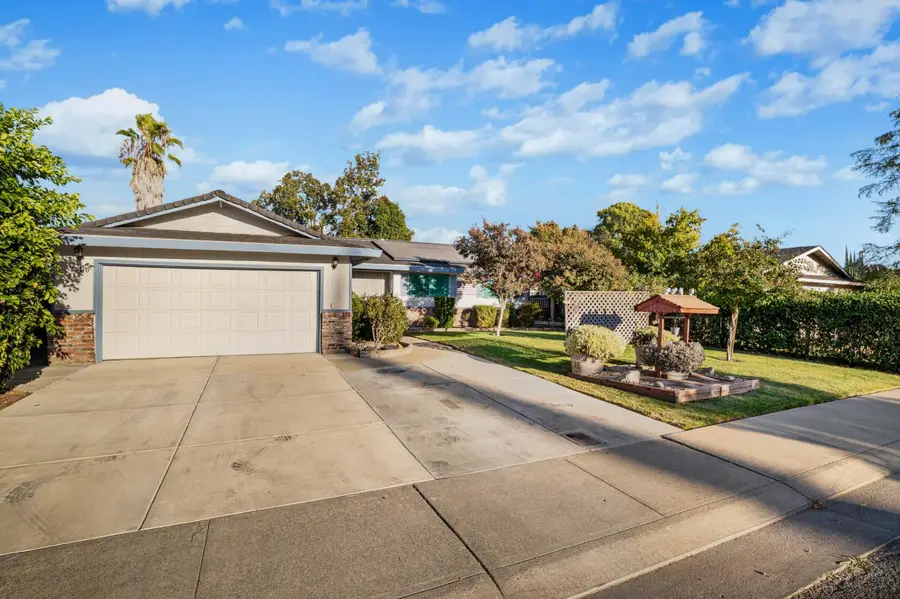 8410 Melrose Drive, Stockton, CA 95210 - #2